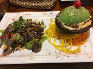 Falafel Burger vegan at Tiki Limbo in Montanita