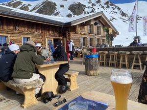 Super Skihütte für Veganer am Jokobshorn  at Jatzhütte in Davos