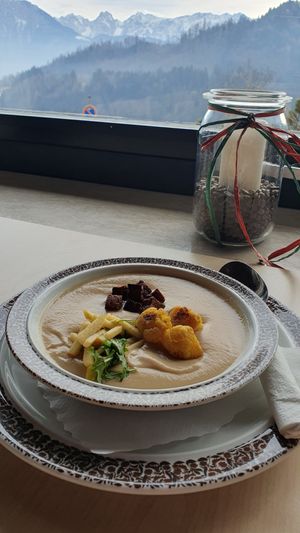 Blumenkohlcremesuppe 😇 at Berggasthof Hocheck in Oberaudorf