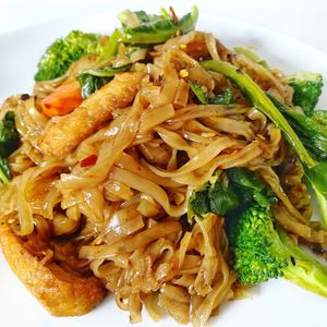 Pad See Ew with Thin Noodles  at Araya's Place in Los Angeles