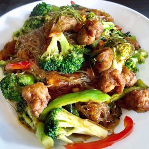 Prik King Woon Sen with Broccoli  at Araya's Place in Los Angeles