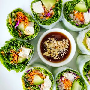 Fresh Summer Rolls @joesveganfoodgram at Araya's Place in Los Angeles