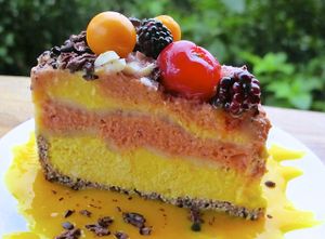 A whole food, plant-based diet is proven the healthiest for humans to thrive. Come and polish up your energy at La Joya del Sol, where every meal is farm-to-table fresh and organic super nutrition with internationally known Chef Eric Rivkin. at La Joya Del Sol in Perez Zeldon