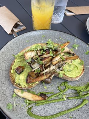 Haus Mushrooms looked great and got my taste buds going — just a little under seasoned and chewy  at Norah Head Beach Haus in Norah Head