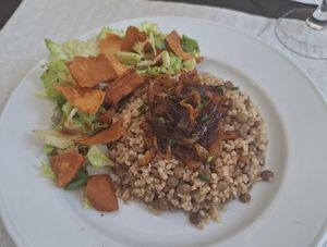 Mujadarah at Baraa Kitchen in Lisbon