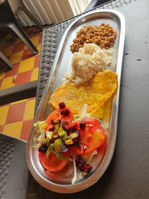 main dish at Verde Manantial Veg in Cali