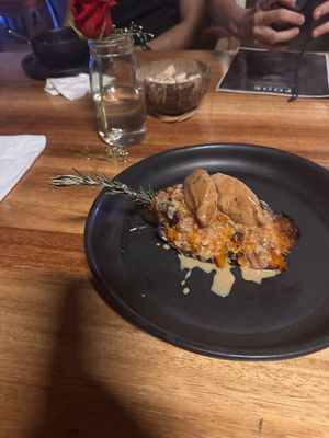 Camote horneado con helado at Pook in Playa Del Carmen