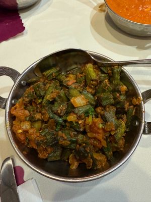 Bhindi do Piaza at Taste of Taj in Perry Hall