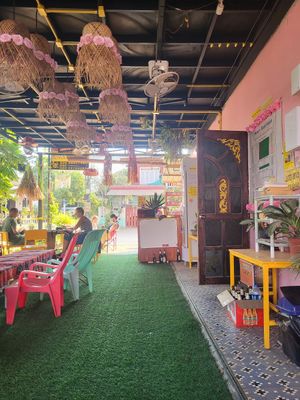 Place at Heaven Guesthouse and Restaurant in Pakse