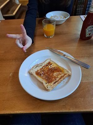  at Mill House - Beefeater in Redhill