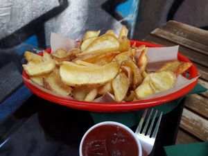 Potato-'dippers' at Vegangster in Rostock