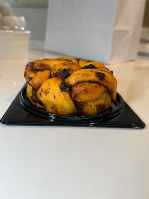 Casatiello con pomodori secchi e olive taggiasche at Mamma Michela  in Desenzano Del Garda