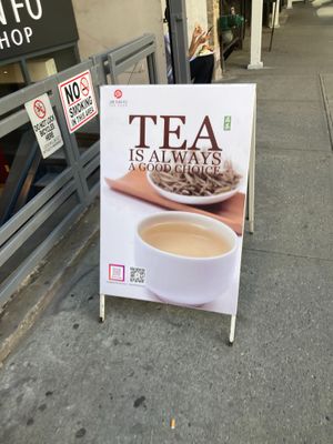 Placard in front at JIN YUN FU Tea Shop in New York City