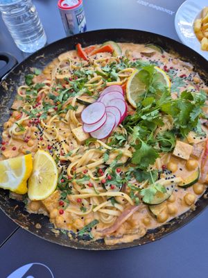 Thai curried noodles at El Espejo in La Palma