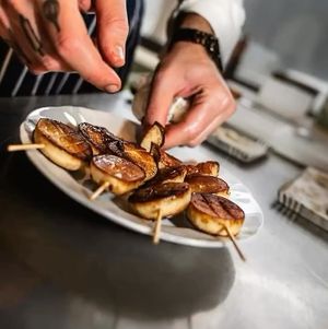 King Oyster skewers at Bluesquare in Milan