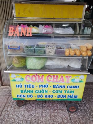 Stall out front at Sen Vàng in Ho Chi Minh City