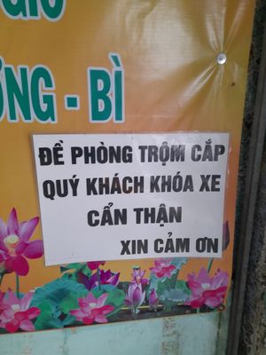 Notice at Sen Vàng in Ho Chi Minh City