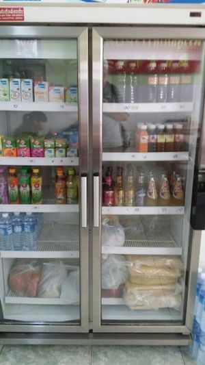 drinks and cold food for sale at Krua Sukapap Kwan Yin in Udon Thani