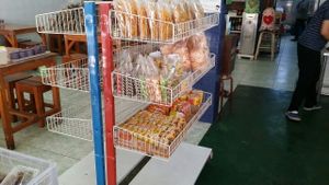 packaged food for sale at Krua Sukapap Kwan Yin in Udon Thani