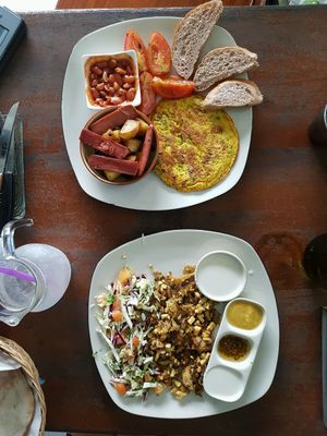 and Kebab  at Green Gallery in Koh Phangan