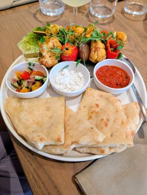  at Sipeos Café & Bar in Walnut Creek