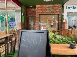 unfortunately closed during advertised business hours  at Amanita in Koh Lanta