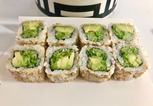 Cucumber and avocado maki at Moshi - JLT in Dubai