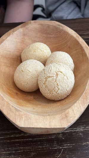 Taipoa/Cashewcheese Balls  at UAIPI in Lisbon