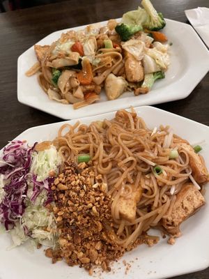 Pad Thai and pad Sew at Red Curry Vegan Kitchen in Flagstaff