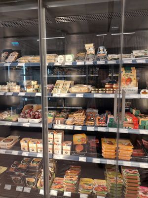  at Delice Solaris toidupood in Tallinn