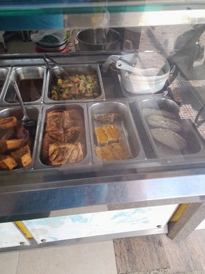 Com chay selection at Pháp Vo in Ho Chi Minh City