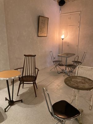  at Jingping E Hijo in Madrid