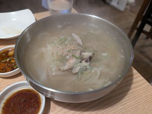  at Cheongchun Sujebi (Insadong) - 청춘수제비 인사동 본점 in Seoul