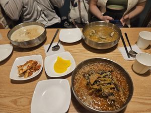 All vegan and all vegan side dishes.  (Does have non vegan stuff on menu) at Cheongchun Sujebi (Insadong) - 청춘수제비 인사동 본점 in Seoul