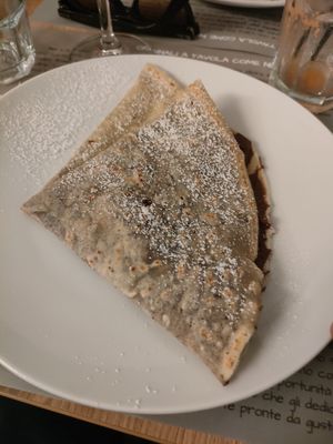  at Crepes de Lune in Arezzo