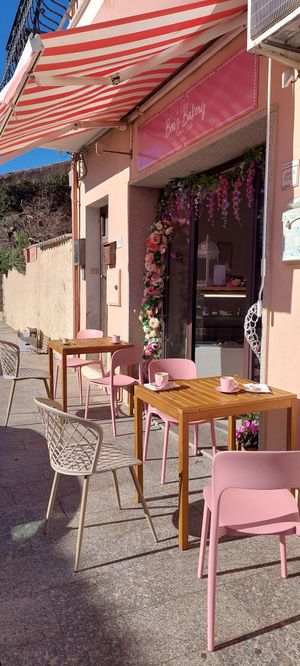 Entrance at Bea's Bakery  in Palau
