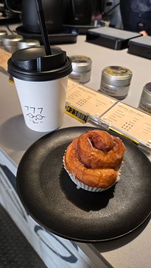  at 7Story.co in Osaka