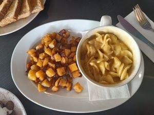 Mac'n'cheese (try it!! - it tastes wonderfully) at Mamalicious in Hamburg