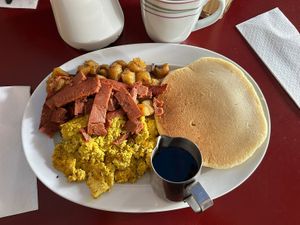 Full canadian breakfast  at Mamalicious in Hamburg