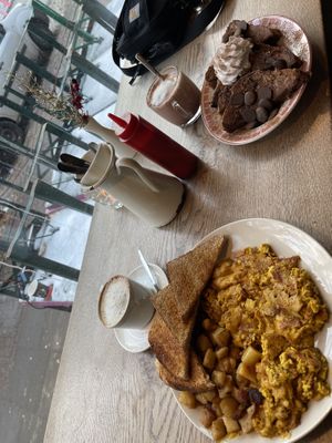   at Mamalicious in Hamburg