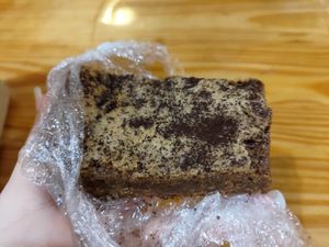 Dirty chai blondie, 3/5 at The Sentient Bean in Savannah