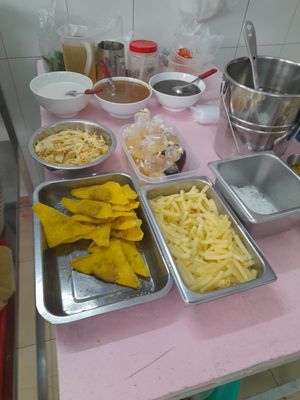 Vegan food at Bat Nha 1 Vegetarian Restaurant in Ho Chi Minh City