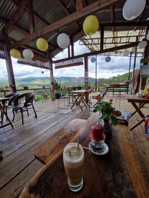 Kokusnusskaffee, schwarzer Kaffee at Midori Coffee Farm in Lam Dong