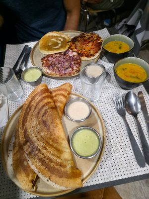  at Indian Corner  in Lyon