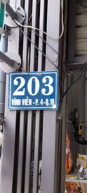 Address at Bánh Mì Chay Vĩnh Vien in Ho Chi Minh City