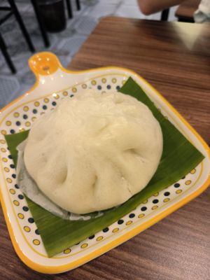 Bao at Tue Tam Vegan in Ninh Binh