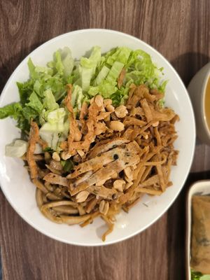 Mixed rice noodles at Tue Tam Vegan in Ninh Binh