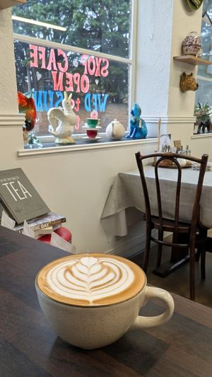 Oat flat white at Modern Story in Kings Lynn