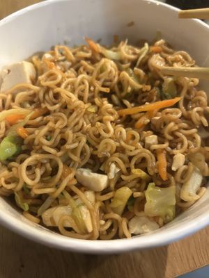 Noodle con verdure (chiesti senza uovo e con tofu)  at ZEN in Padua