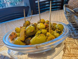 Olive plate at La Pergola - Hôtel Oasis Palm in Guelmim